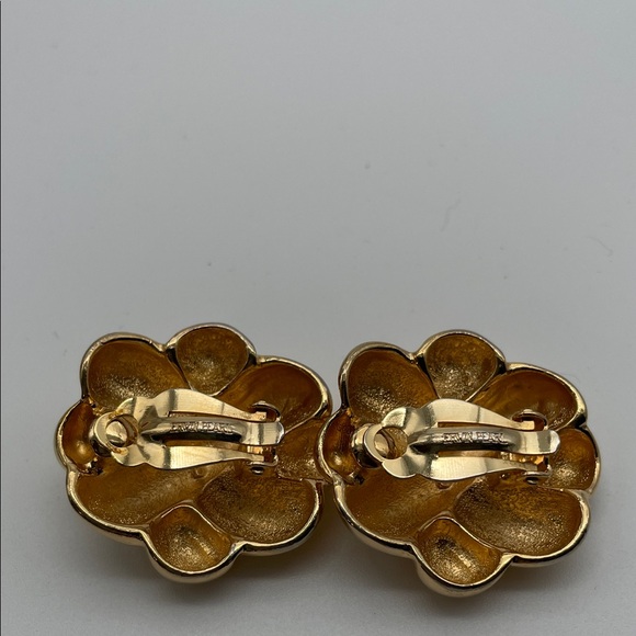 Erwin Pearl Gold-Tone Knot Earrings - Picture 2 of 3